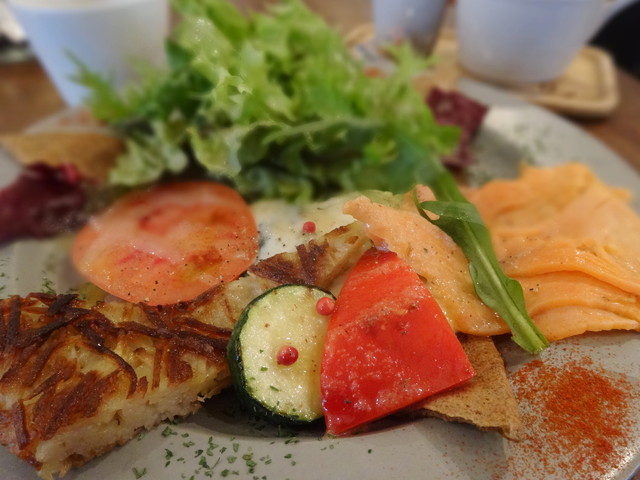 LUCKAND Gallery Cafe