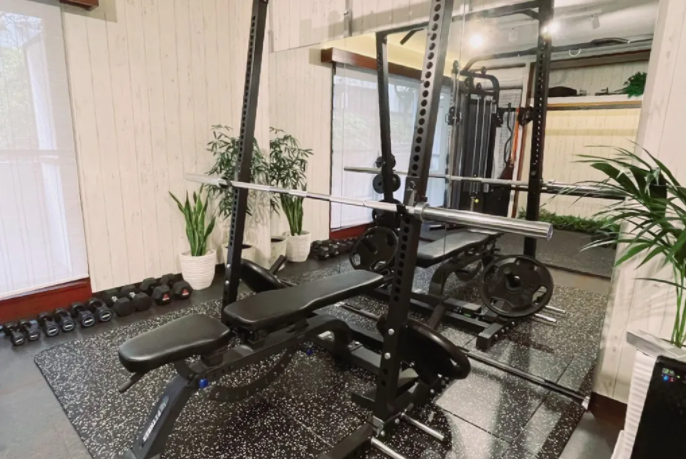 パーソナルジム 表参道店 INTO9